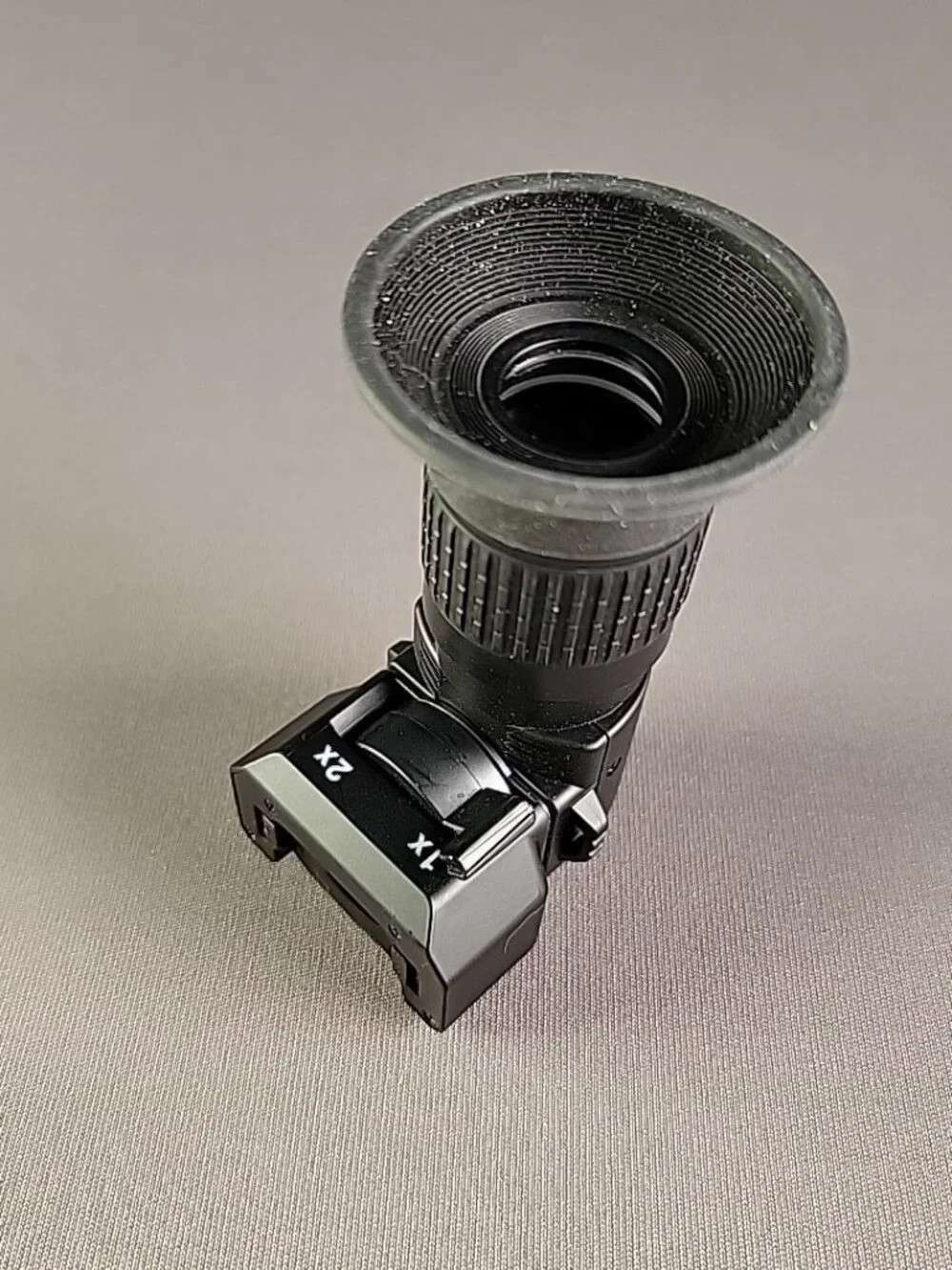 Nikon DR‑6 Right‑Angle Viewing Attachment – Near Mint – 1.0x/2.0x Magnification
